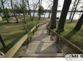 7588 Sweetbriar Rd, West Bloomfield, MI 48324