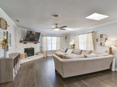 203 Graves St, Mansfield, TX, 76063
