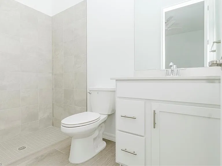 5415 Pikewood Ct — Photo 13