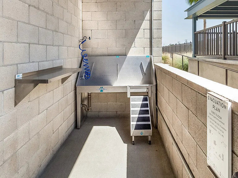 Malden Station by Windsor is pet-friendly and bath time is stress-free at the pet spa