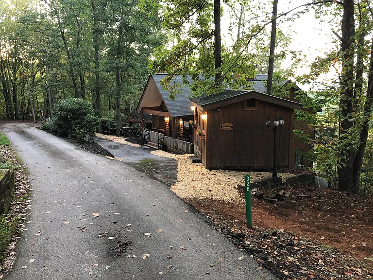 328 Enotah Ln — Photo 23