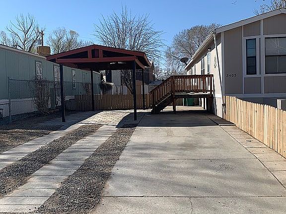 3rd image of 2405 Riverview Ln