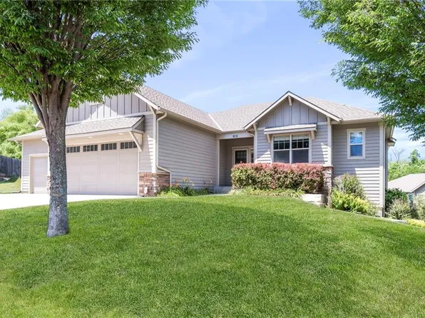 615 N Monterey Way, Lawrence, KS 66049