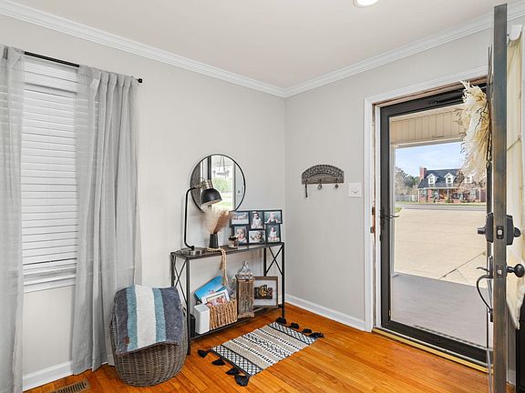 5th image of 2700 Ricks Ln