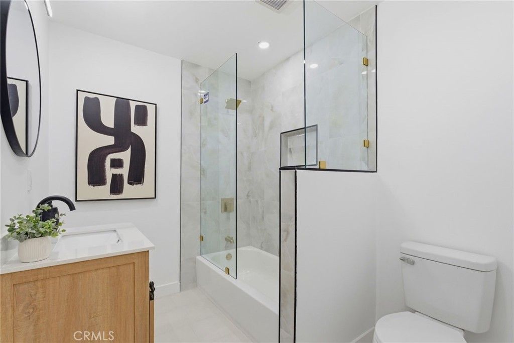 3516 Roxanne Ave, Long Beach, CA - More