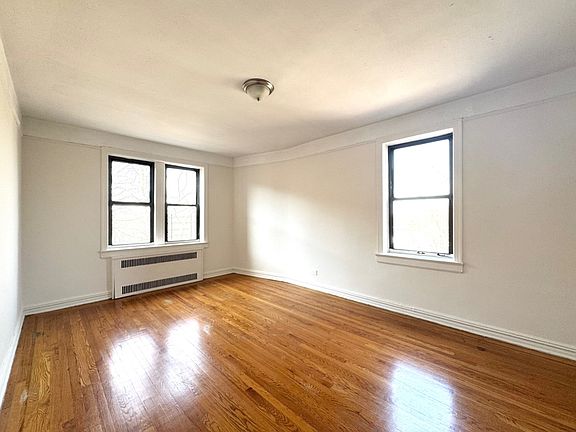 2nd image of 1600 Ocean Pkwy APT 6B