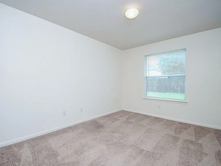13911 Sorrel Grove Ct — Photo 10
