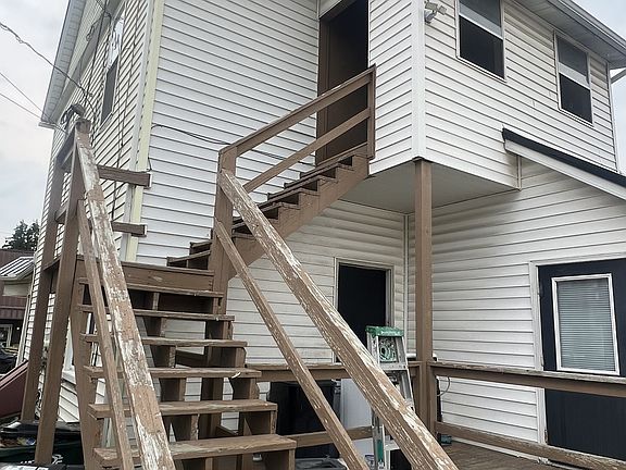 2nd image of 75 N Washington St #C