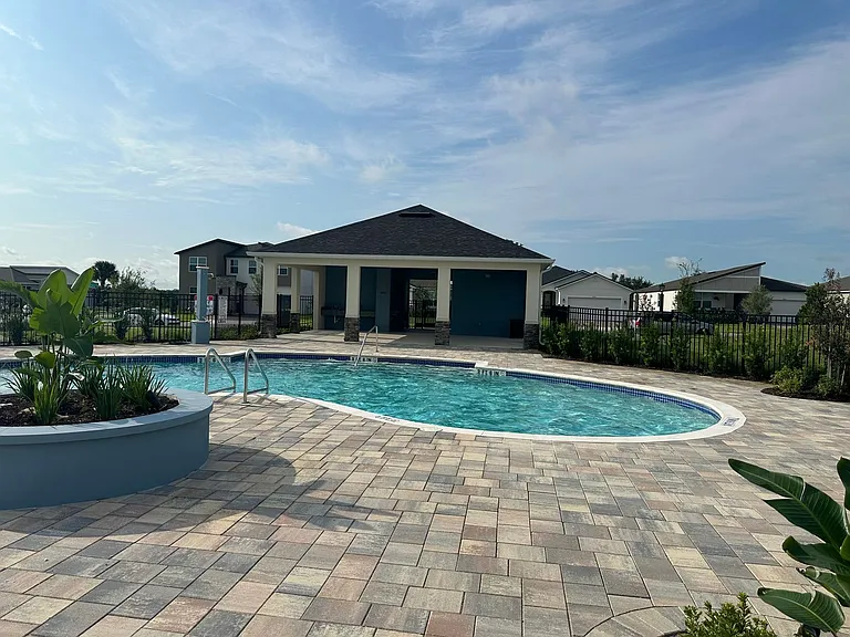 1184 Lakeshore Breeze Pl — Photo 16