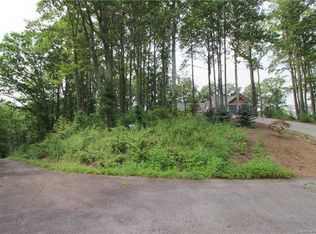 74 Winding Ridge Rd, Fairview, NC 28730