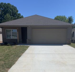 814 Gussy Ln, Benton, AR, 72019