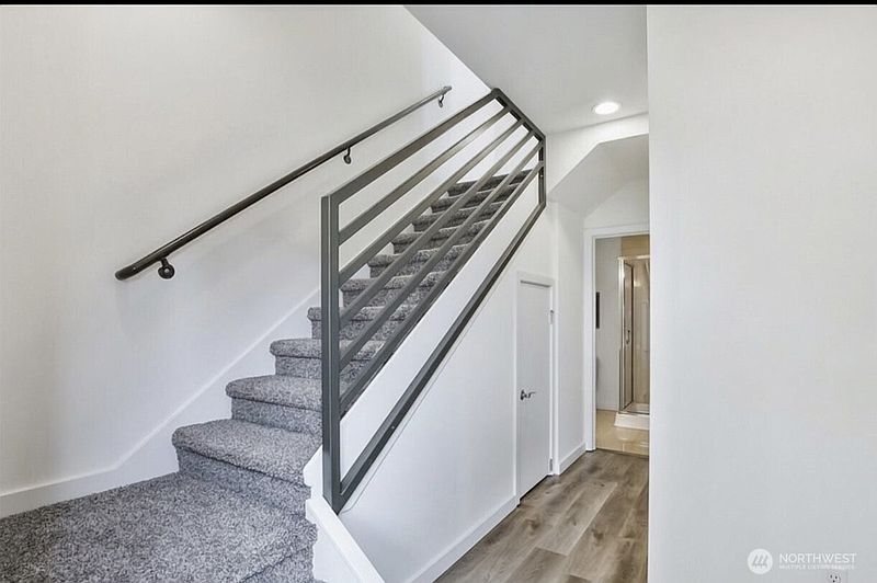 3rd image of 1214 N Northgate Way