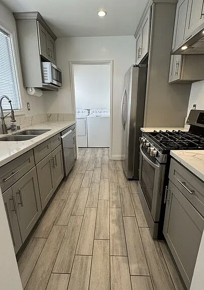 650 Park Ave — Photo 5