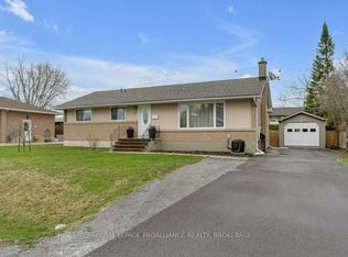 50 Princeton Pl, Loyalist, ON K7N1E6