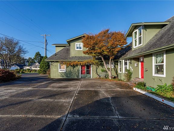2nd image of 1610 California Ave SW