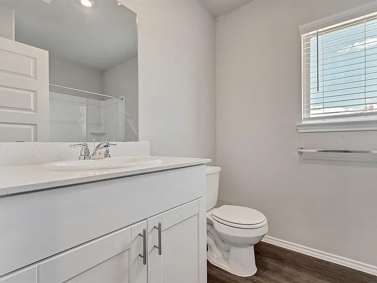 261 Gallant Front Ln — Photo 8