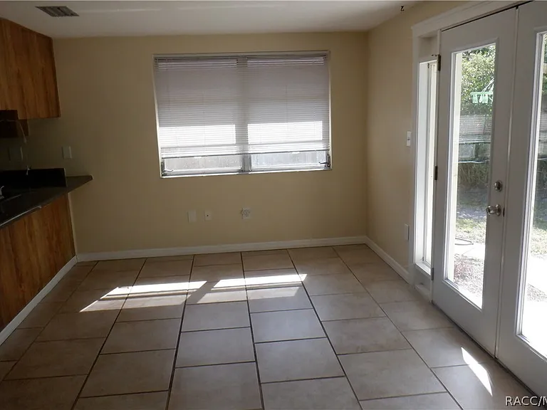 7234 Cherry Laurel Dr — Photo 17