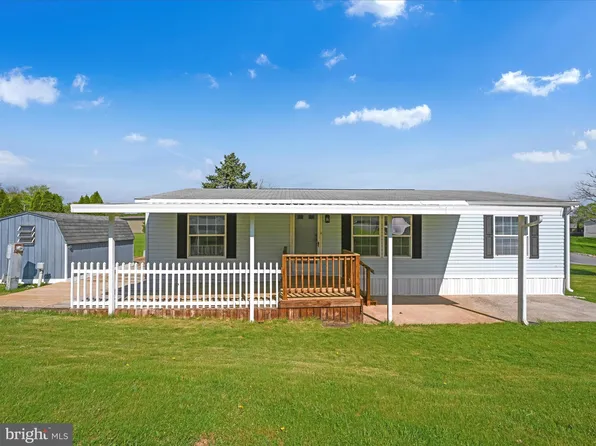 4535 Hikey St, Dover, PA 17315