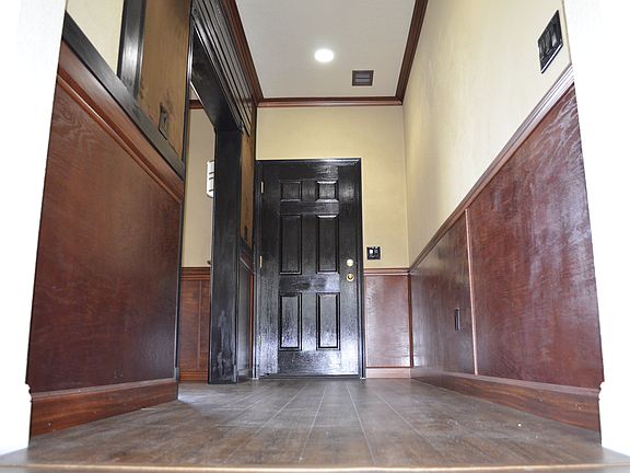 Entry & Hallway