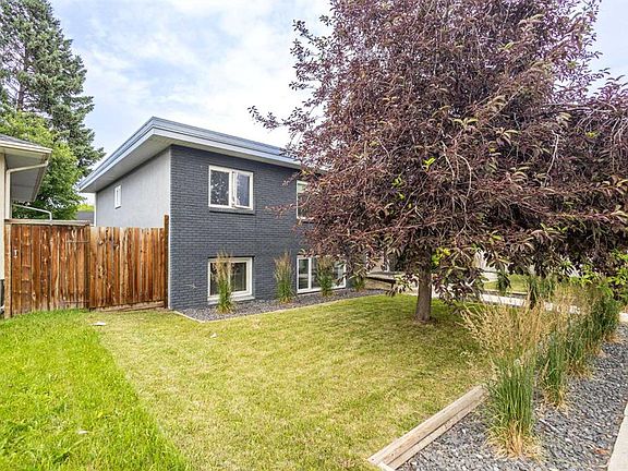2nd image of 128 40th Ave NW
