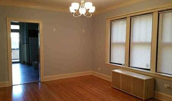 2nd image of 5452 N Sawyer Ave