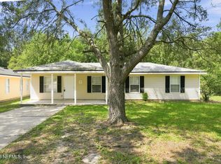 1492 Golf Forest Dr, Jacksonville, FL 32208