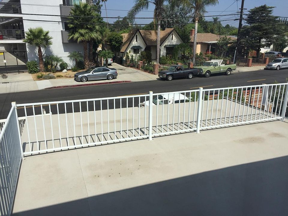 1st image of 11572 Braddock Dr