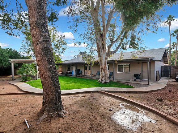 4th image of 2802 E VISTA Drive