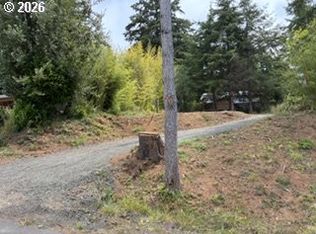 680 Tiara St, Lakeside, OR 97449