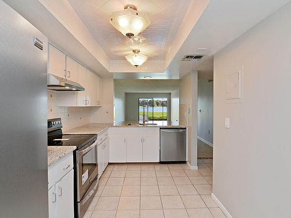 5th image of 4117 Fairview Vista Pt APT 103