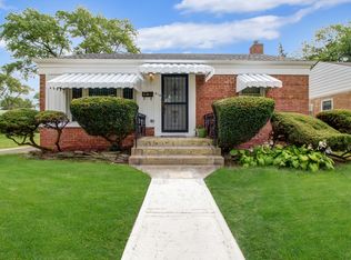 413 48th Ave, Bellwood, IL 60104