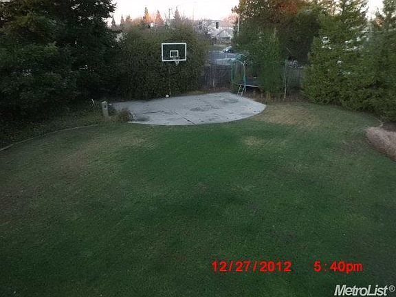 4th image of 1567 Dickinson Dr