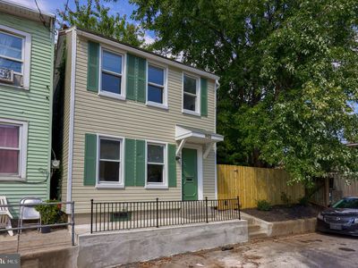 862 N Market St, Lancaster, PA, 17603