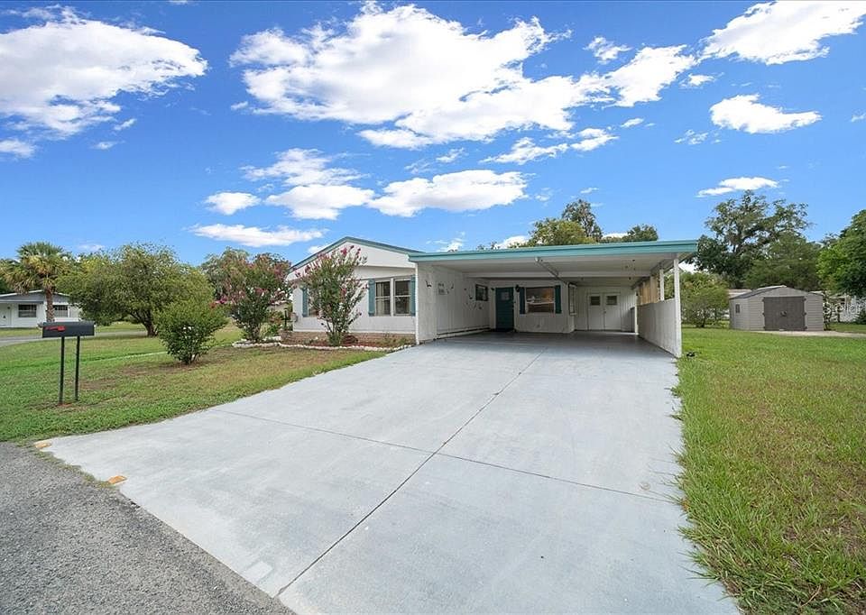 1st image of 3221 SE 39TH AVENUE