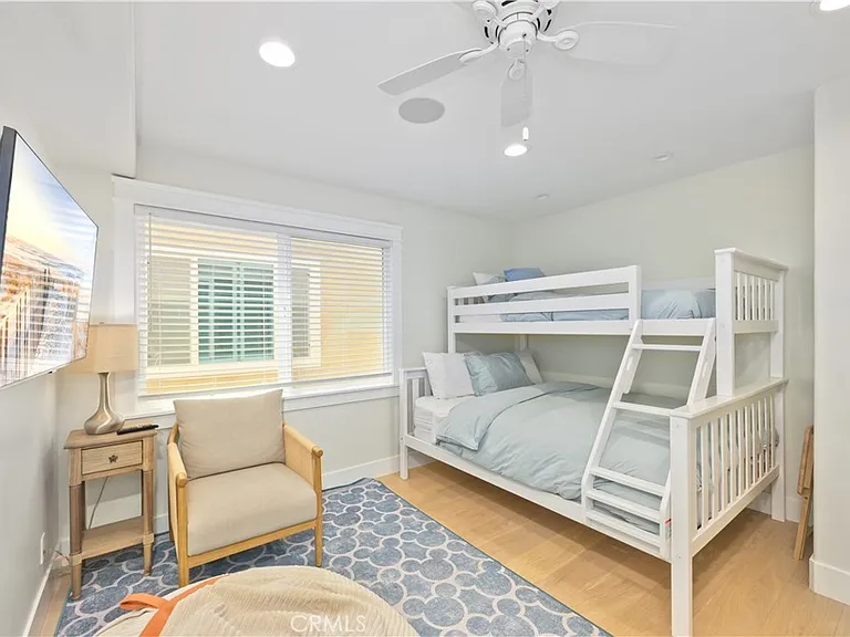 206 Adams St #1 — Photo 12