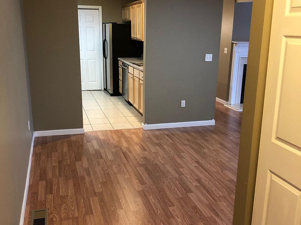 1st image of 4597 N Thornhill Dr #106B