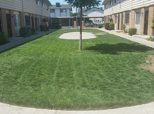 4136 N Thesta St APT 17, Fresno, CA 93726