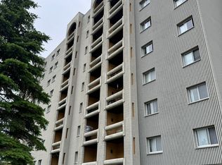 3030 Pembina Hwy #806, Winnipeg, MB R3T4K4