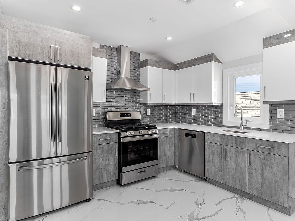 1st image of 2672 E 11th St #2