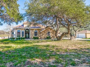 25660 Campbellton Rd, San Antonio, TX 78264