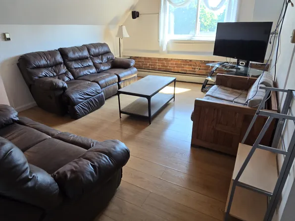 36 Lincoln Ave, Cortland, NY
