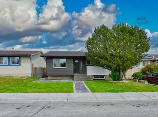 1503 W Maitland Dr NE, Calgary, AB T2A5V2