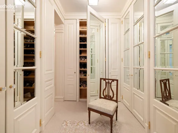 720 Park Avenue image 13 of 20