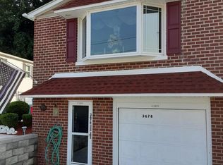 3678 Chesterfield Rd, Philadelphia, PA 19114