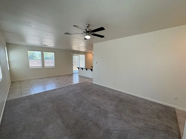 641 S Laguna St — Photo 10
