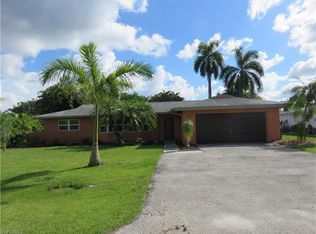 1642 N Fountainhead Rd, Fort Myers, FL 33919