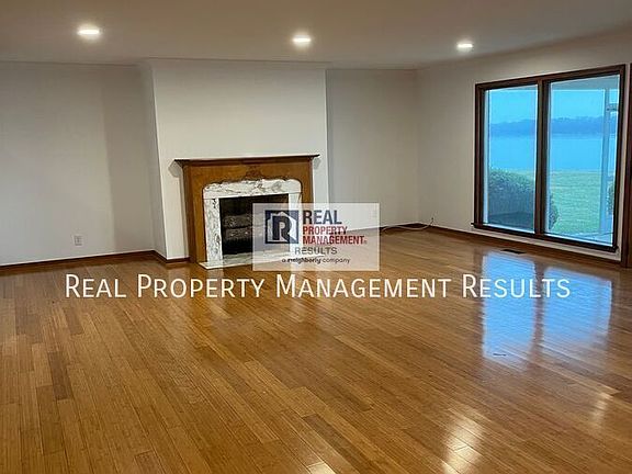 3rd image of 603 W Water St