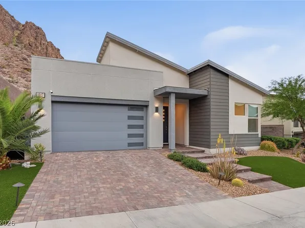 1917 Regal Bluff Dr, Henderson, NV 89052