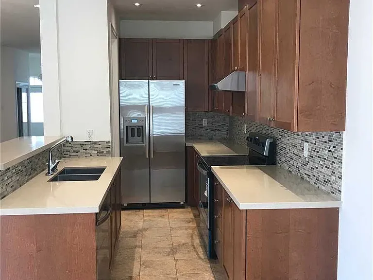 4639 Centretown Way — Photo 2