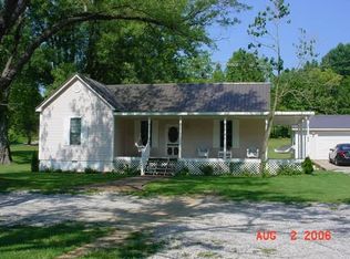 86 3rd St, Mc Henry, KY 42354